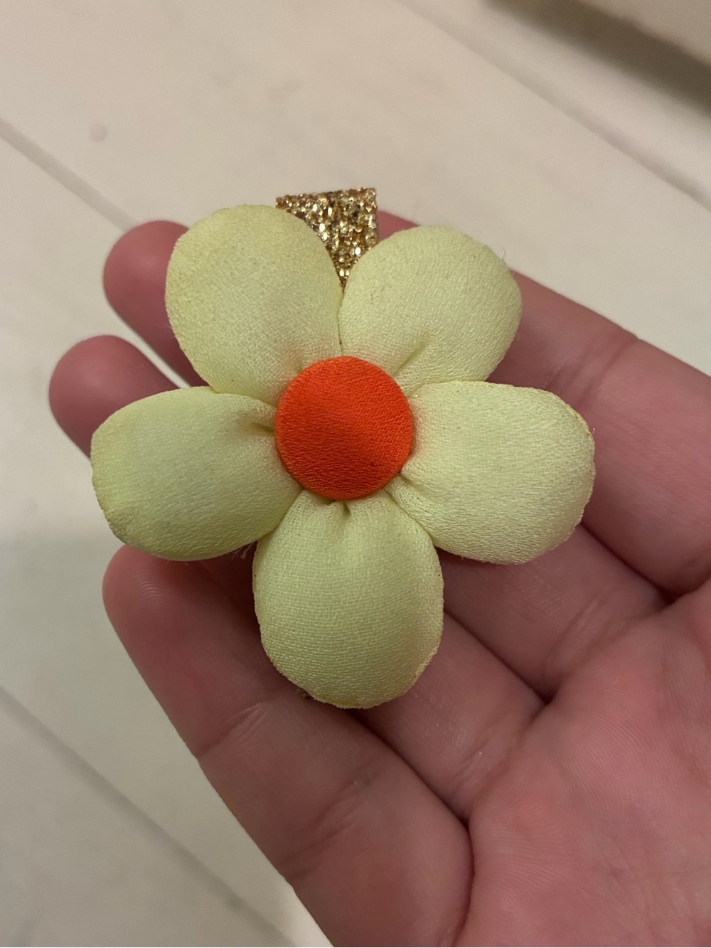 Floral Retro-Style Vintage Daisy Flower Hair Clip